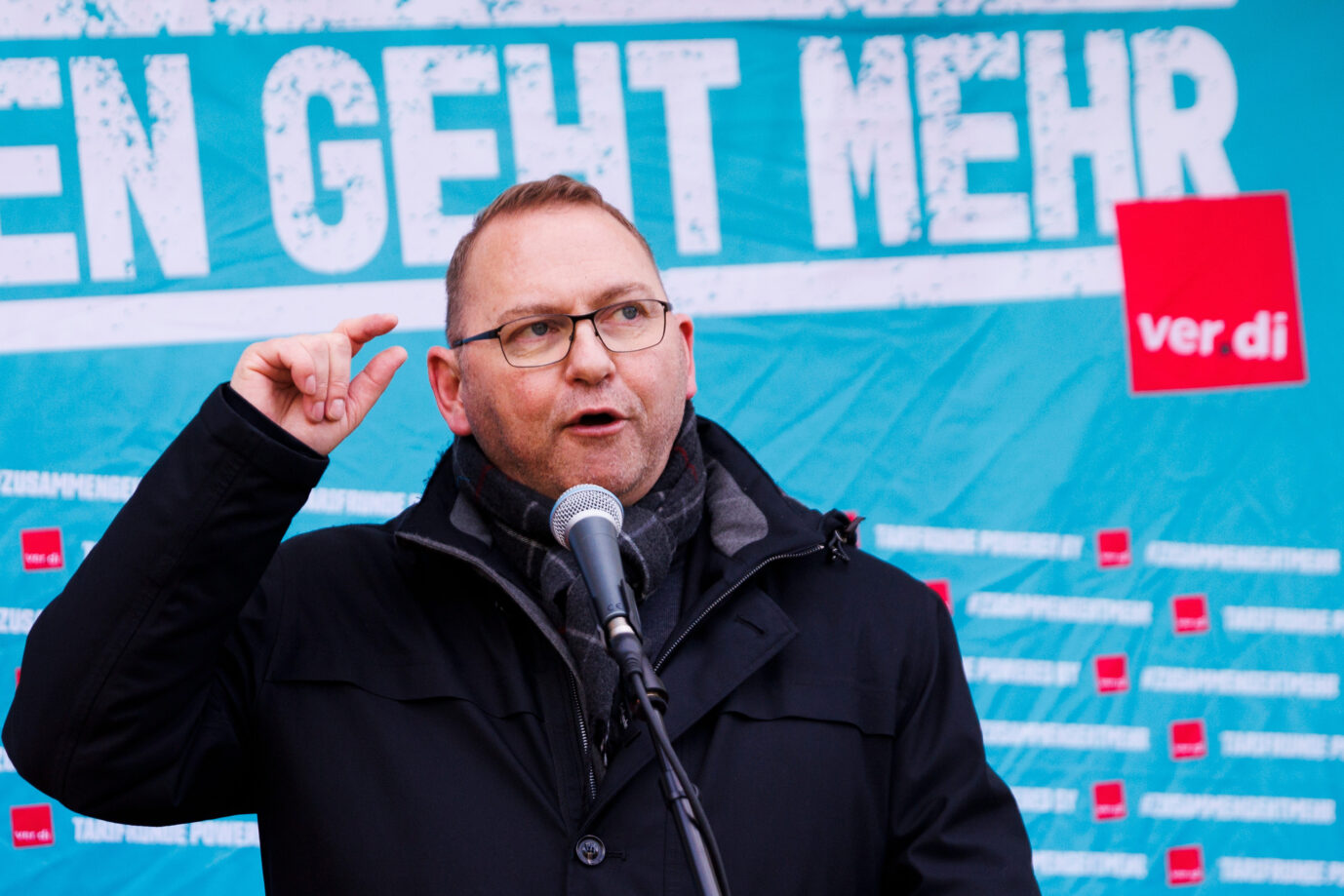 Frank Wernecke, Vorsitzender der Dienstleistungsgewerkschaft Verdi. Foto: picture alliance/dpa | Carsten Koall