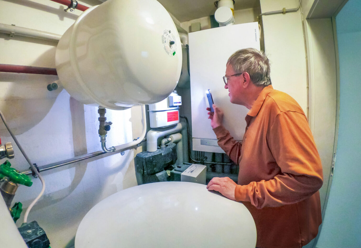 Energiekosten: Der Blick auf den Energieverbrauch und die damit verbundenen Kosten ist für viele Mieter bedrückend (Symbolbild).