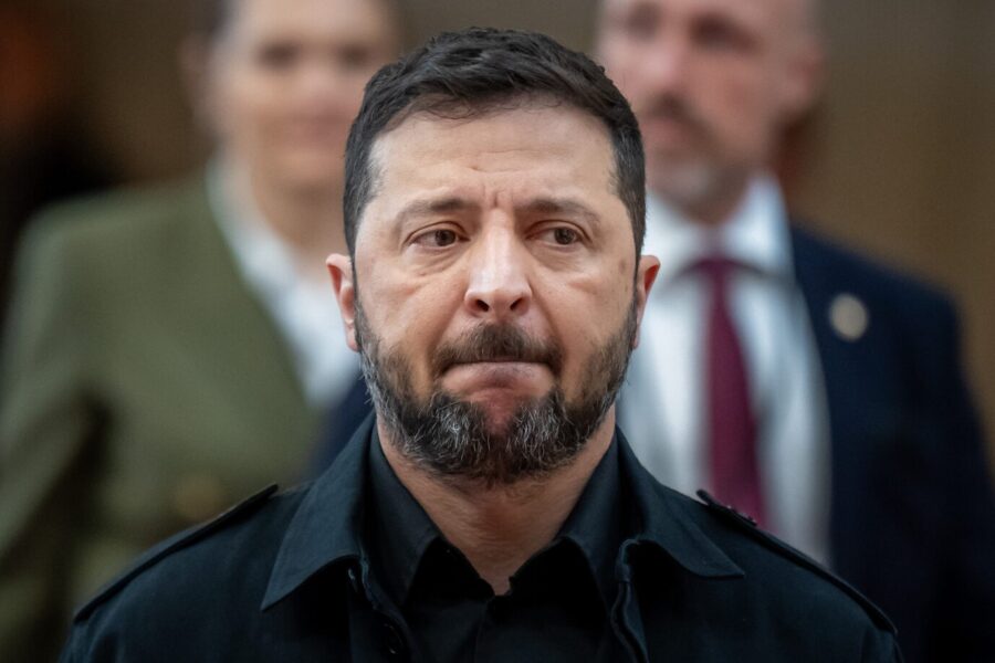 Friedenspan. Ist zu Gesprächen bereit, hält aber an seinen Roten Linien fest: Der ukrainische Präsident Wolodymyr Selenskyj. Foto: picture alliance/dpa | Michael Kappeler