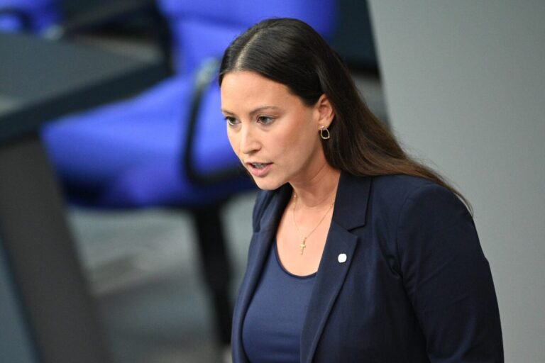 CDU-Bundestagsabgeordnete Caroline Bosbach: Weist die Vorwürfe zurück. (Themenbild)