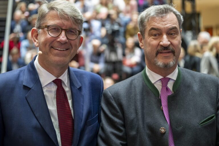 Wolfram Weimers Firma verkauft „Einflußnahme auf politische Entscheidungsträger“. Auch auf Bayerns Ministerpräsidenten Markus Söder?