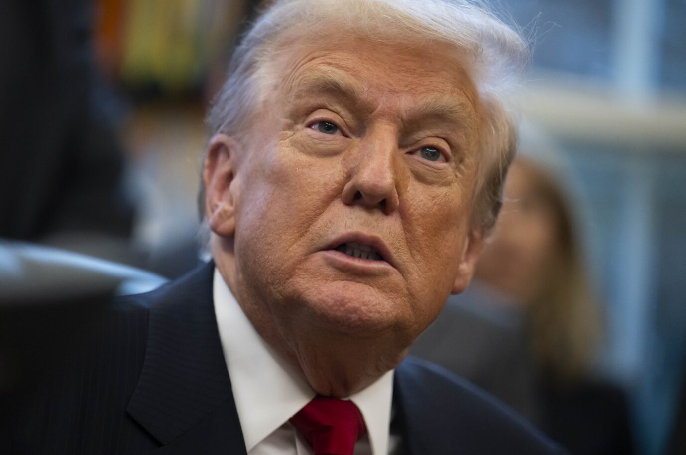 Hat US-Präsident Donald Trump etwas von Jeffrey Epsteins Machenschaften gewußt?