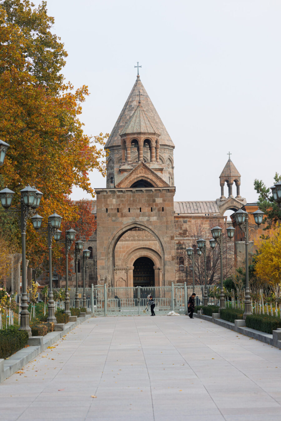 Die Kathedrale Majr Tatschar Surb Edschmiazin, der Hauptsitz der Armenisch Apostolischen Kirche. Foto: RAPB