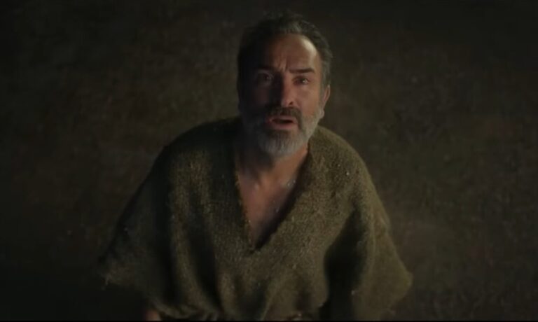 Mit schwindender Größe muß der Filmheld zu allen aufschauen.