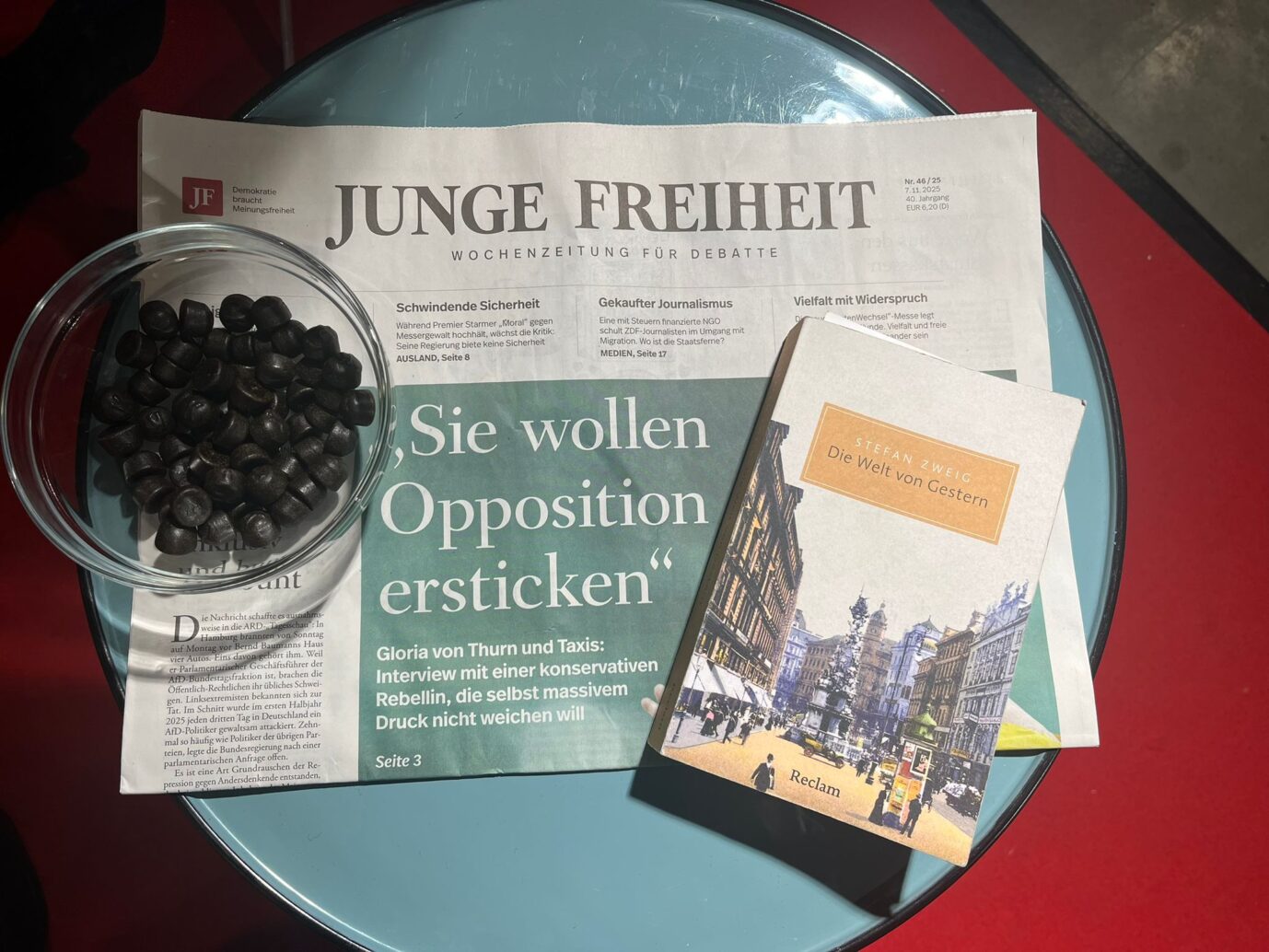Die JF auf der Buchmesse. Foto: JF.