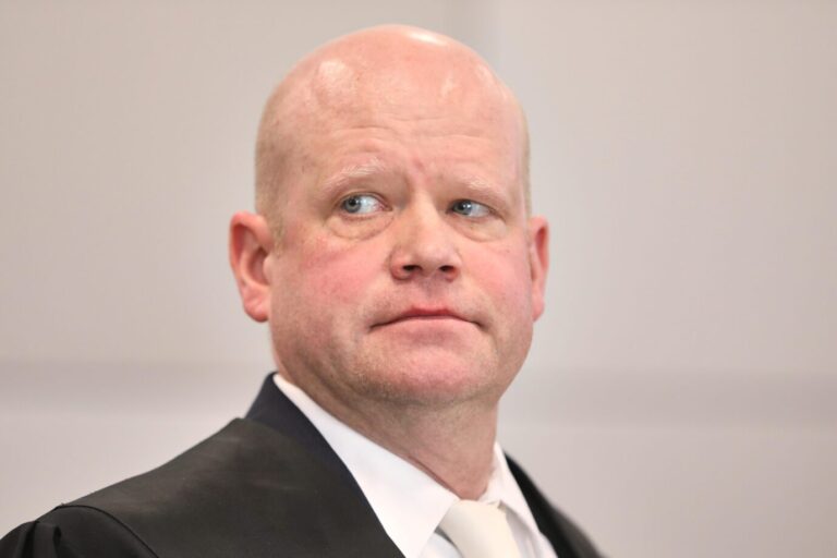 Ulrich Vosgerau als Anwalt vor Gericht: In Berlin gewinnt er gegen das Zentrum für politische Schönheit. Foto: picture alliance / dts-Agentur | -