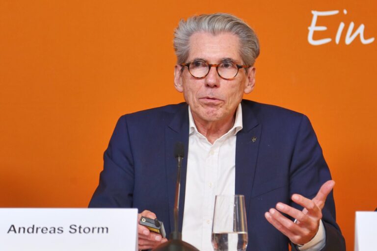 Will Klage gegen die Bunderegierung einreichen: DAK-Gesundheit-Chef Andreas Storm. Foto: picture alliance / dts-Agentur | -