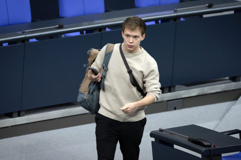 Feiertage. Hätte gerne öfter frei: Grünen-Abgeordneterpicture alliance / Geisler-Fotopress | Bernd Elmenthaler/Geisler-Fotopr