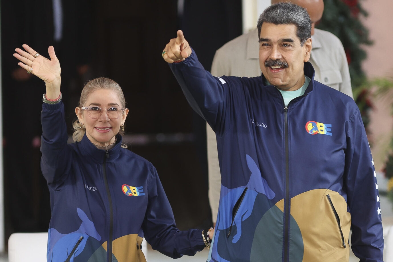 Venezuelas Präsident Nicolás Maduro steht im Rampenlicht, doch seine Frau Cilia Fores wirkt im Hintergrund entscheidend mit.