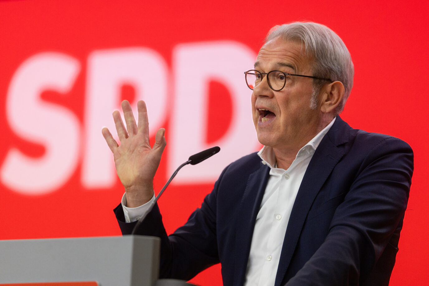 Der Thüringer Innenminister Georg Maier, der die AfD in Zusammenhang mit Spionage brachte