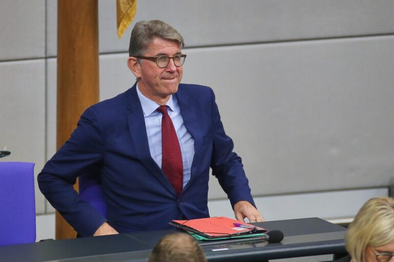 Will keinen einzigen Vorwurf aufarbeiten: Kulturstaatsminister Wolfram Weimer. Foto: picture alliance / dts-Agentur | -