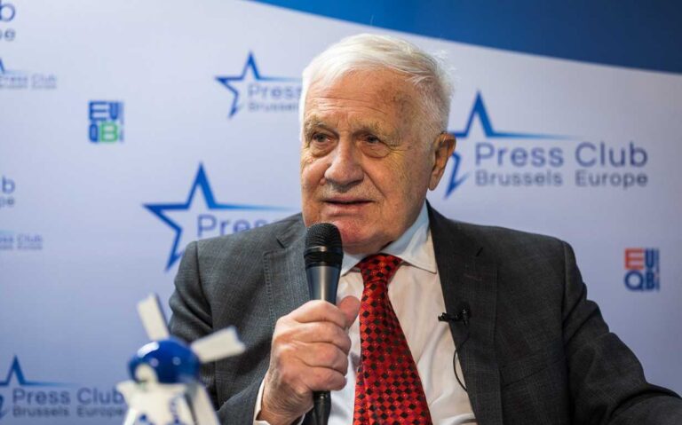 Hat eine neue Rolle im Kampf gegen den Klima-Alarmismus: Vaclav Klaus. Foto: MKFOTOGRAFIE / CLIENTEL.ORG
