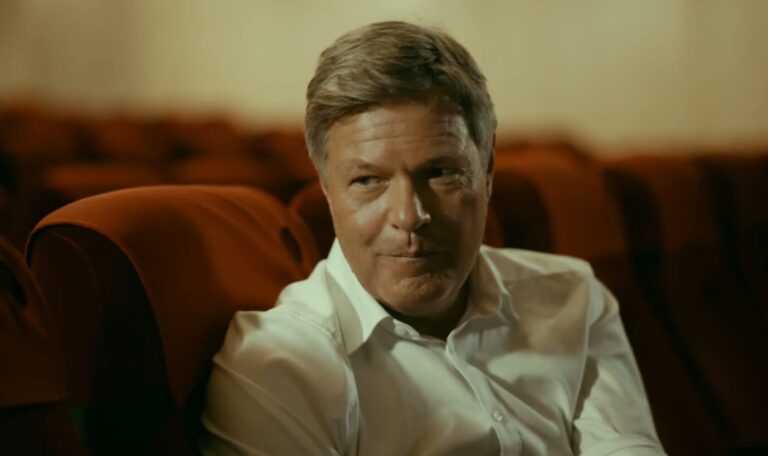 Im Film über seinen Wahlkampf spricht Robert Habeck auch vom Abgang nach der Wahl.