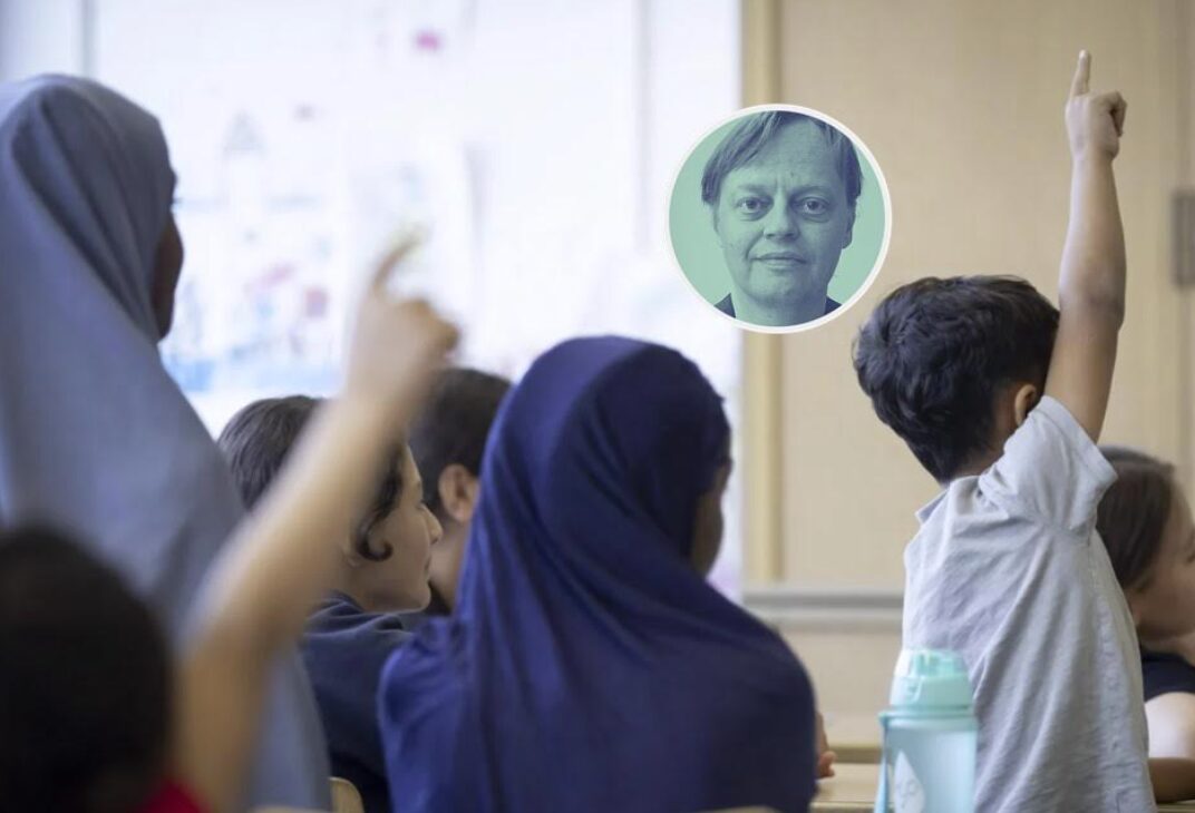 Das islamische Kopftuch bei kleinen Mädchen feiert einen Siegeszug durch Wiens Schulen. Symbolbild: picture alliance / epd-bild | Tim Wegner