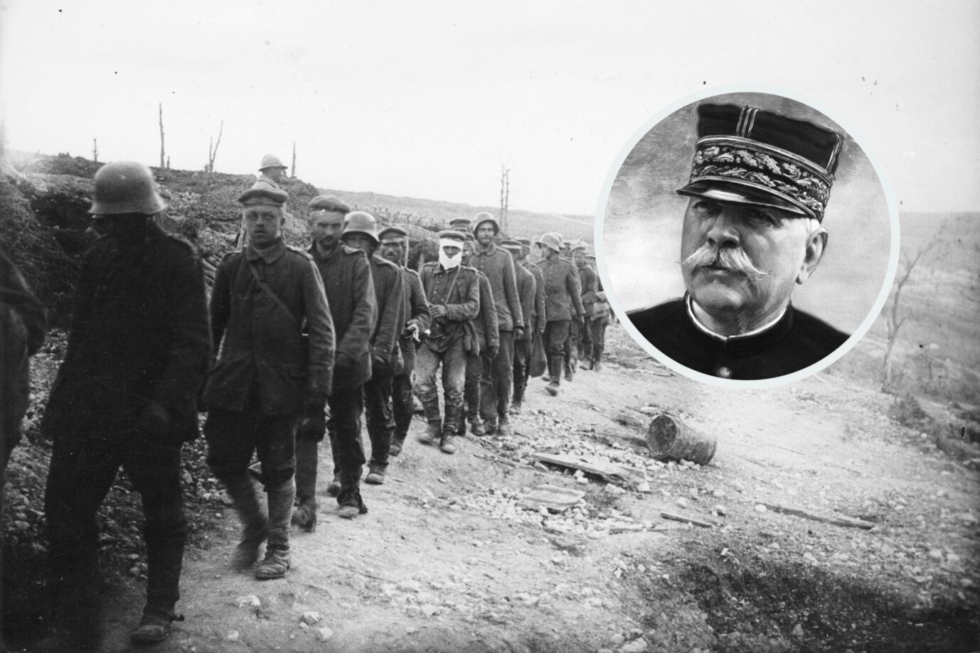Deutsche Kriegsgefangene nach der Schlacht um Verdun, 1917: Zu dem Zeitpunkt wurde Joseph Joffre (im Zirkel) zum Marschall befördert. (Themenbild/Collage)