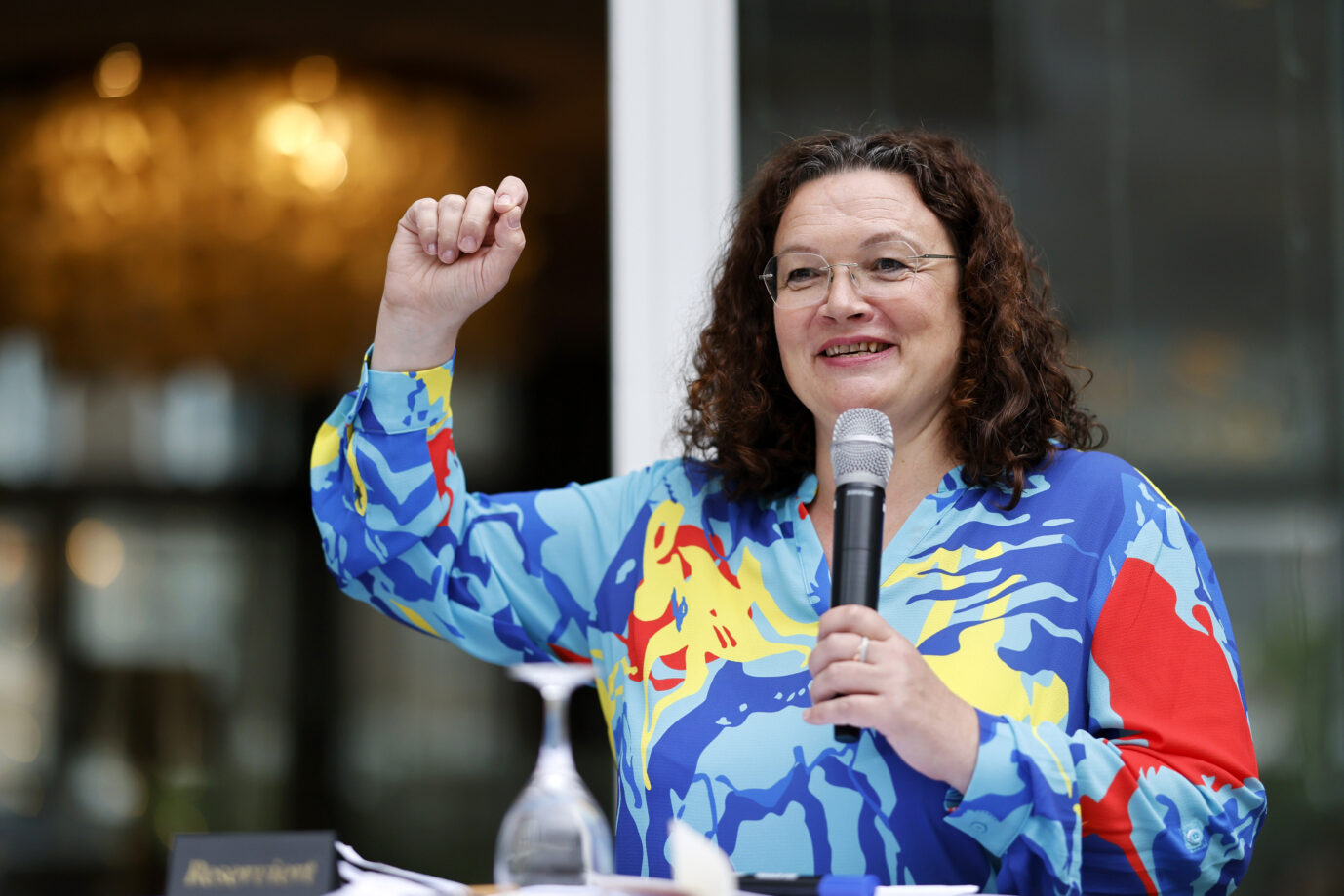 Sozialdemokraten und das Geld: Andrea Nahles (SPD), Vorstandsvorsitzende der Bundesagentur für Arbeit, hat ein Geldrückholproblem bei ihrer Behörde.