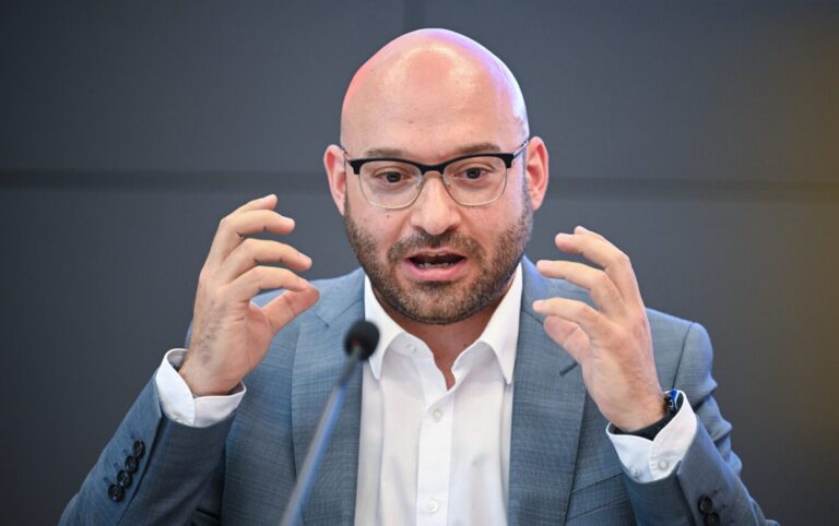 Brandenburgs Innenminister René Wilke verspricht einen Kurswechsel in der Migrationspolitik