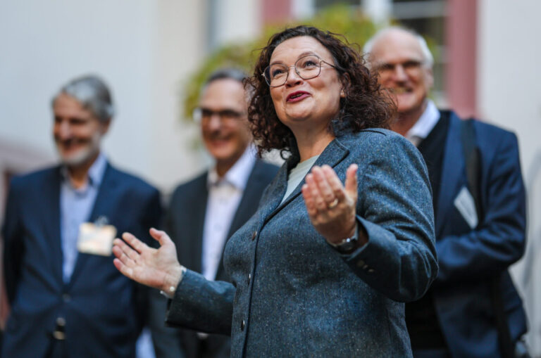 Milliarden Euro versiebt: Arbeitsagentur Chefin Andrea Nahles (SPD).