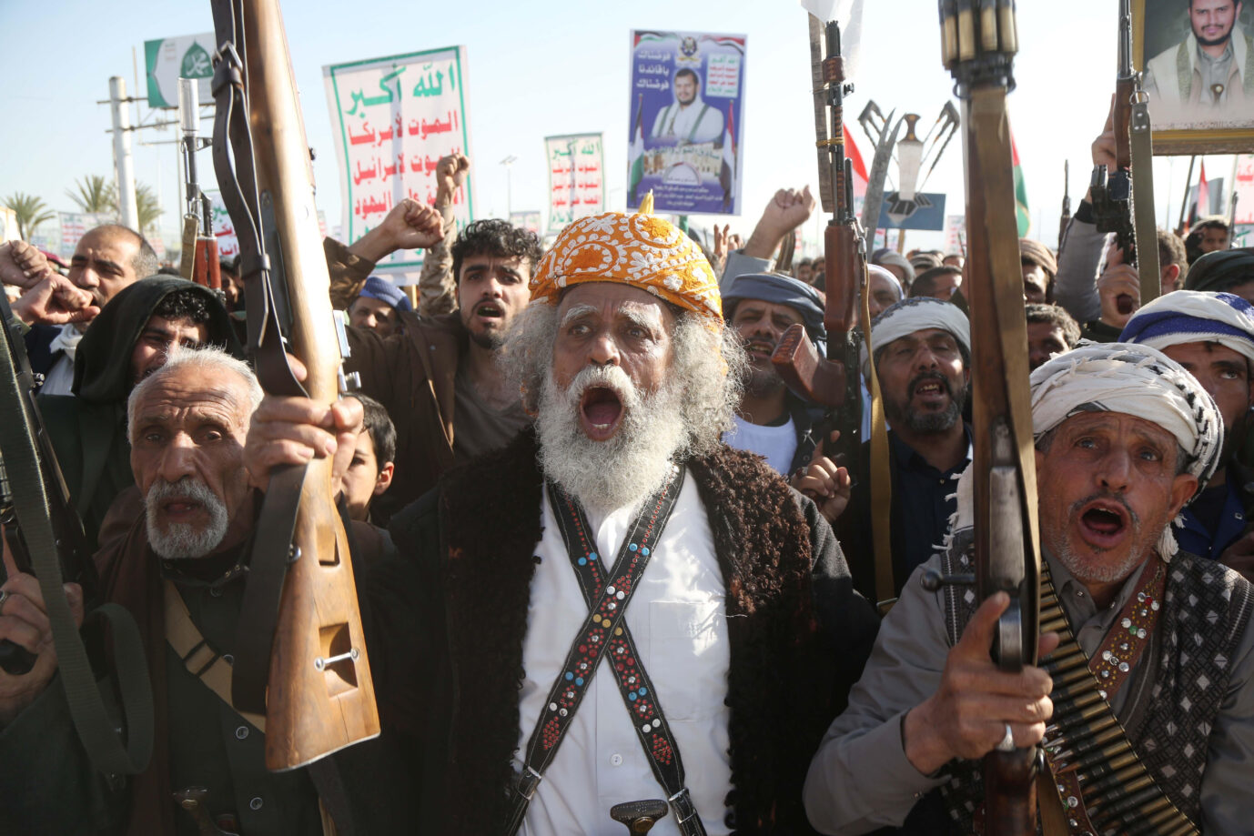 Huthis in Sanaa, Jemen: Öl- und Autonomiewünsche bestimmen den Krieg Foto: picture alliance / Anadolu | Mohammed Hamoud