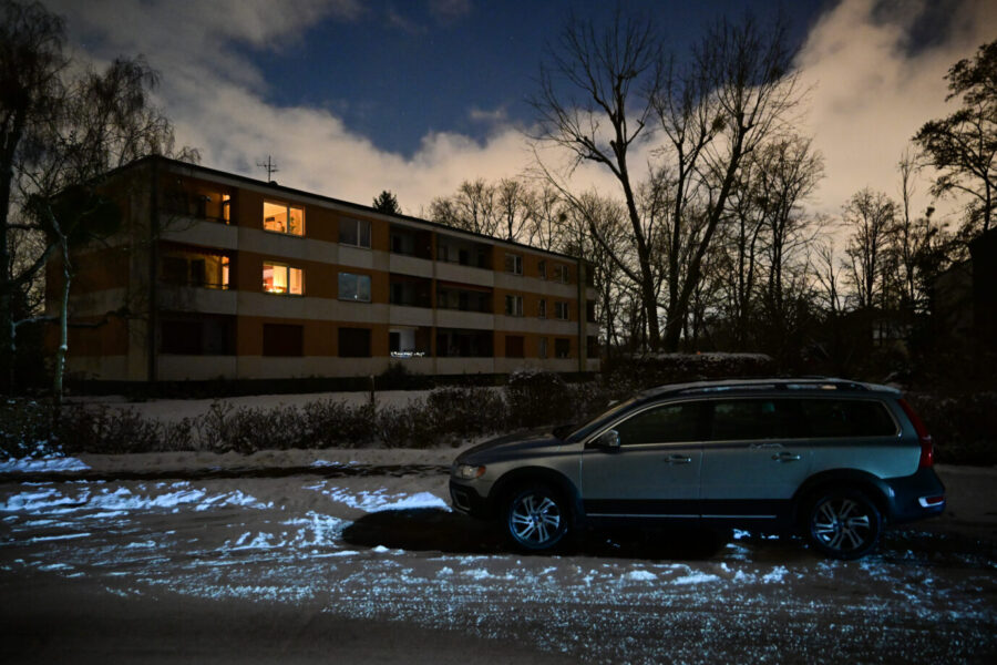 Nach einem linksextremen Anschlag sitzen in Berlin zehntausende Berliner im Dunkeln.