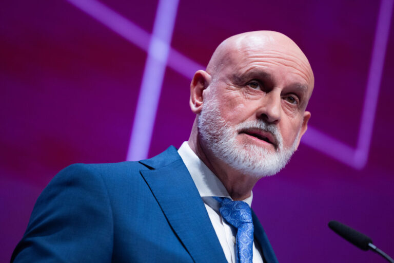 Der Vorsitzende des Deutschen Beamtenbundes (DBB), Volker Geyer: „Wir müssen uns die Frage stellen, was wir wollen.“ (Themenbild)