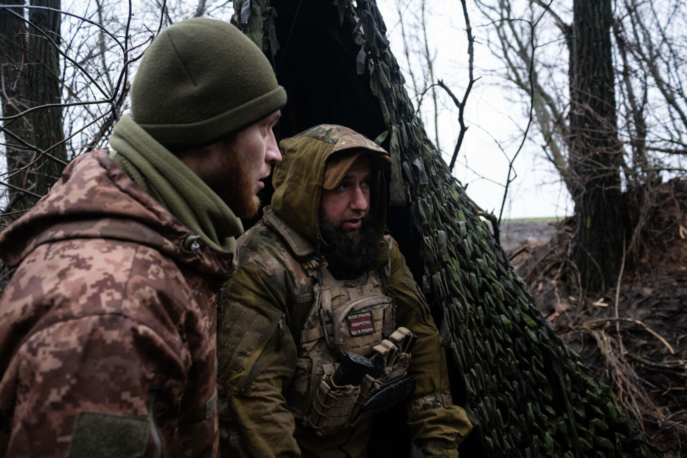 Bei der Drohnenabwehr im Frontabschnitt eingesetzte Soldaten der Ukraine im Januar 2026.