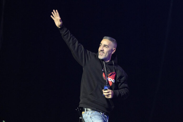 BUSHIDO, (aka Anis Mohamed Youssef Ferchichi), Rap, Alles wird gut Tour 2026, live am 12.01.2026, Uber Arena, Berlin, Deutschland BUSHIDO, Rap, Alles wird gut Tour 2026, live on January 12, 2026, Uber Arena, Berlin, Germany. Er hat anscheinend seine Meinung zur AfD geändert.