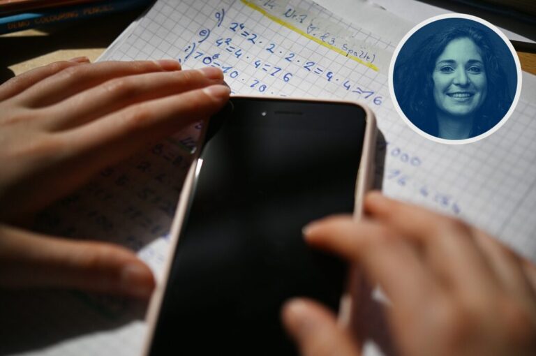Wenn das Smartphone Lernen ersetzt, bedroht die Vereinfachung die Entwicklung der Schüler.