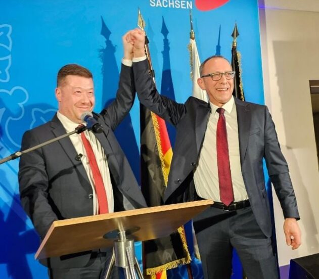 Seit November 2025 ist Okamura (l.) Präsident des tschechischen Abgeordnetenhauses. Foto: zVg