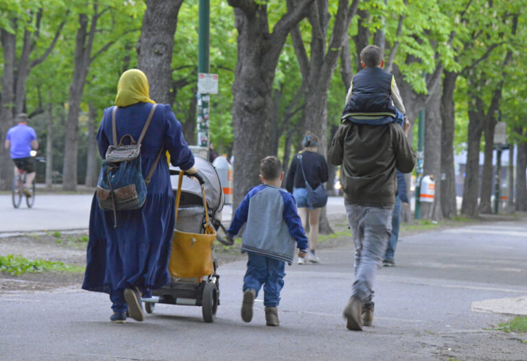 Jahrzehnte der Migration haben die deutsche Gesellschaft nachhaltig verändert (Symbolbild).