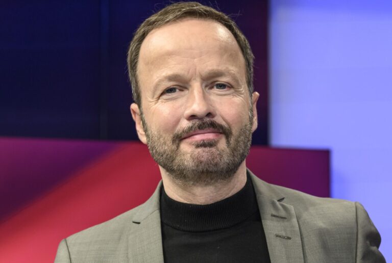 Ab nach Afrika: „Monitor“-Moderator Georg Restle gibt die Leitung der Sendung ab.