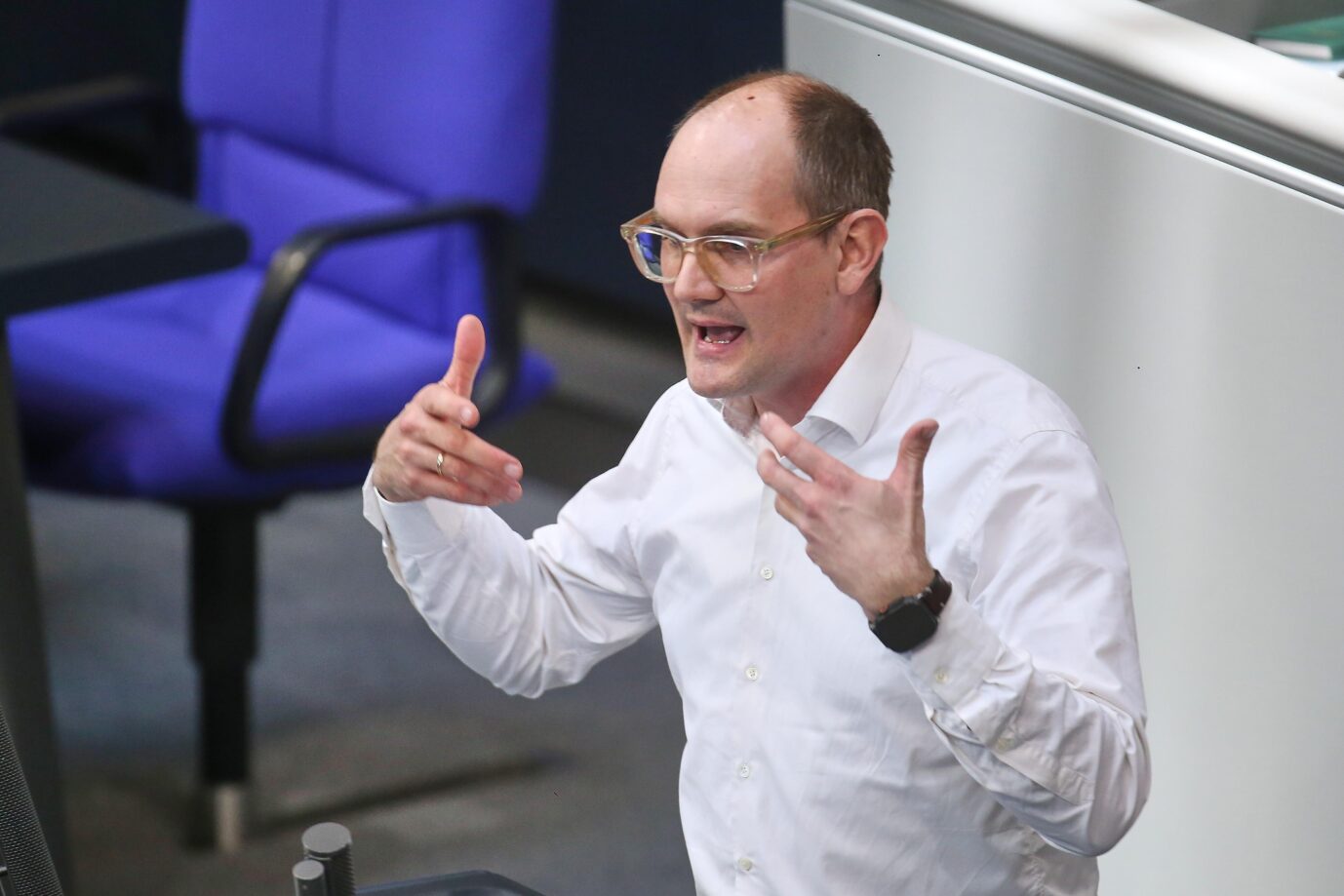 Berlin, Deutschland: Deutscher Bundestag: 62. Bundestagssitzung: Janosch Dahmen, Grüne