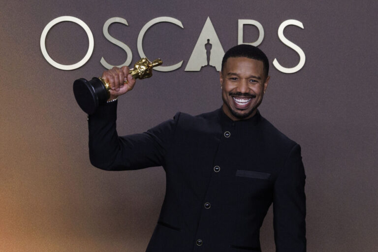 Das Bild zeigt den Oscar-Preisträger Michael B. Jordan.