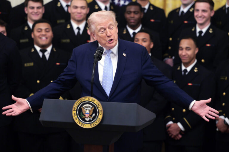 Ist sauer auf die Nato-Partner: US-Präsident Donald Trump. Foto: picture alliance / CNP / AdMedia | CNP / AdMedia