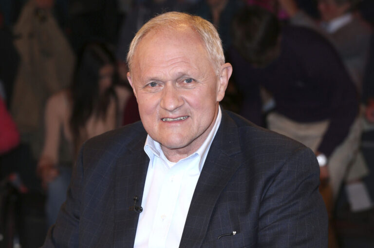 Josef Kraus 2016 bei „Markus Lanz“: Nun im Visier der Ermittlungsbehörden nach einem kritischen Beitrag über einen BR-Rundfunkrat. Foto: picture alliance / Geisler-Fotopress | Hein Hartmann/Geisler-Fotopress