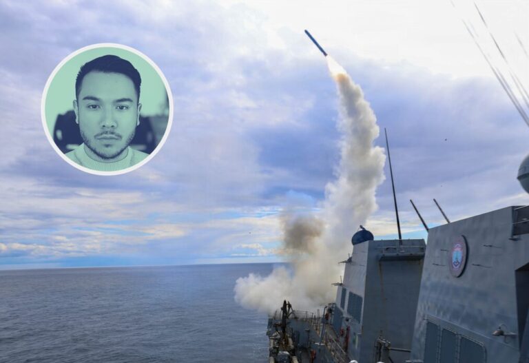 USA im Krieg: Ein US-Zerstörer feuert eine Rakete auf ein iranisches Ziel ab.