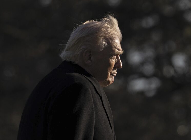 Verlängerte sein Ultimatum nach angeblich guten Gesprächen und stellte sogar das Ende des Kriegs im Iran in Aussicht: US-Präsident Donald Trump. Foto: picture alliance / Anadolu | Celal Gunes