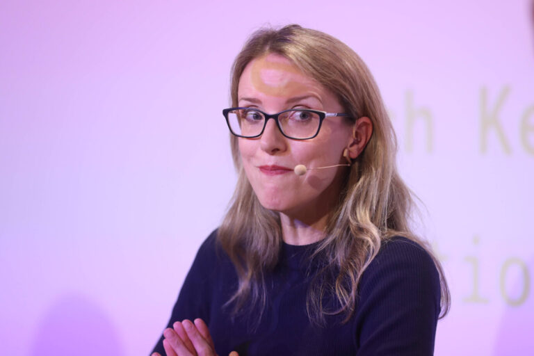 Sieht sich seit Wochen mit Vorwürfen des österreichischen Plagiatsjägers Stefan Weber konfrontiert: Alena Buyx. Foto: IMAGO / dts Nachrichtenagentur