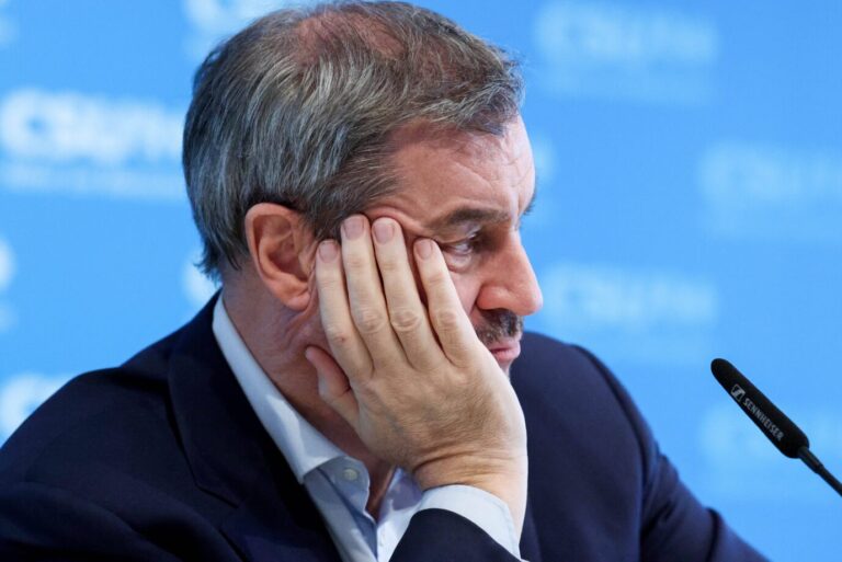 Kann mit dem Kommunalwahlergebnis seiner CSU nicht zufrieden sein: Bayerns Ministerpräsident Markus Söder.