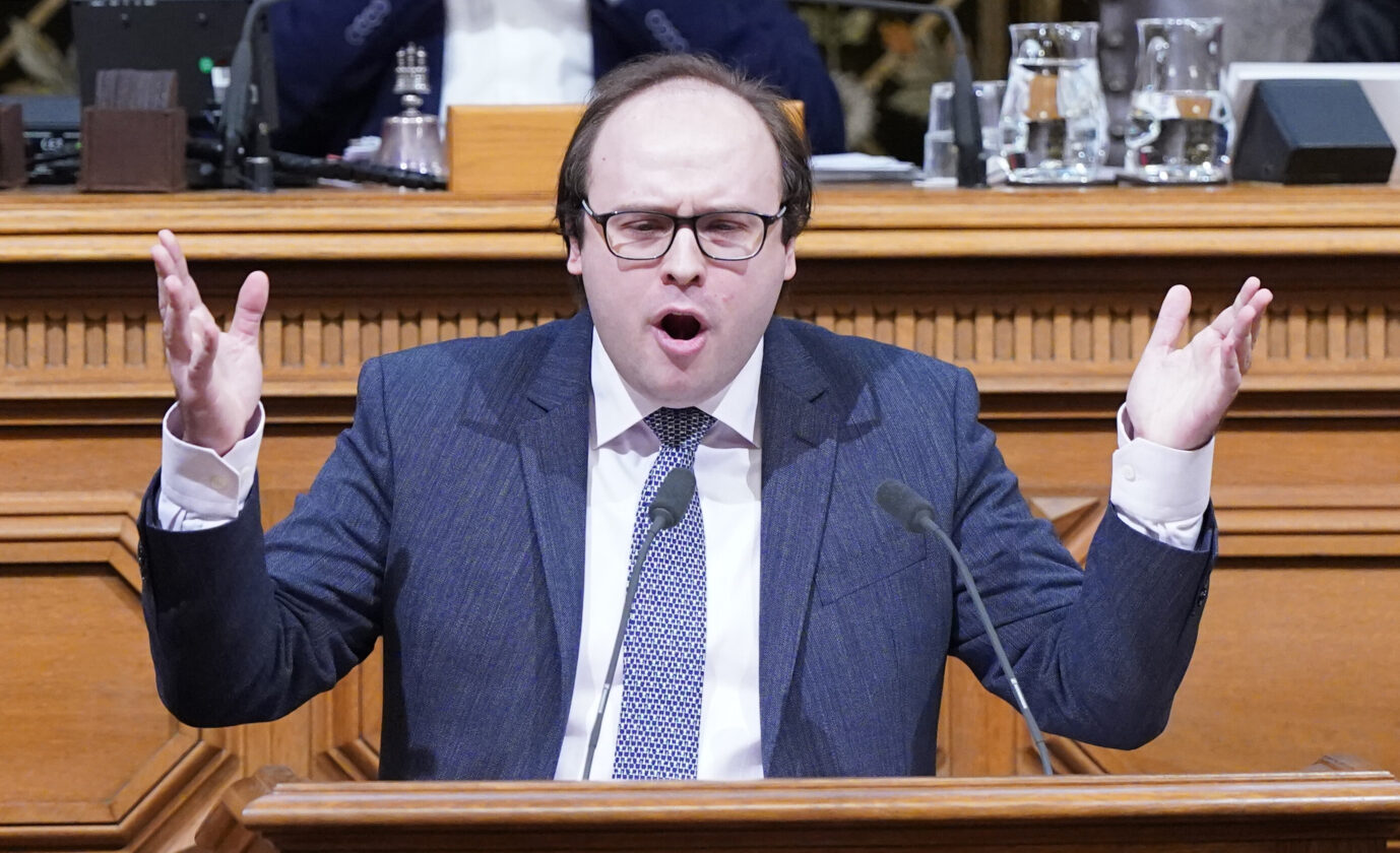 Inkasso. Krzysztof Walczak (AfD) deckte den Vorgang mit seiner Anfrage auf. Foto: picture alliance/dpa | Marcus Brandt