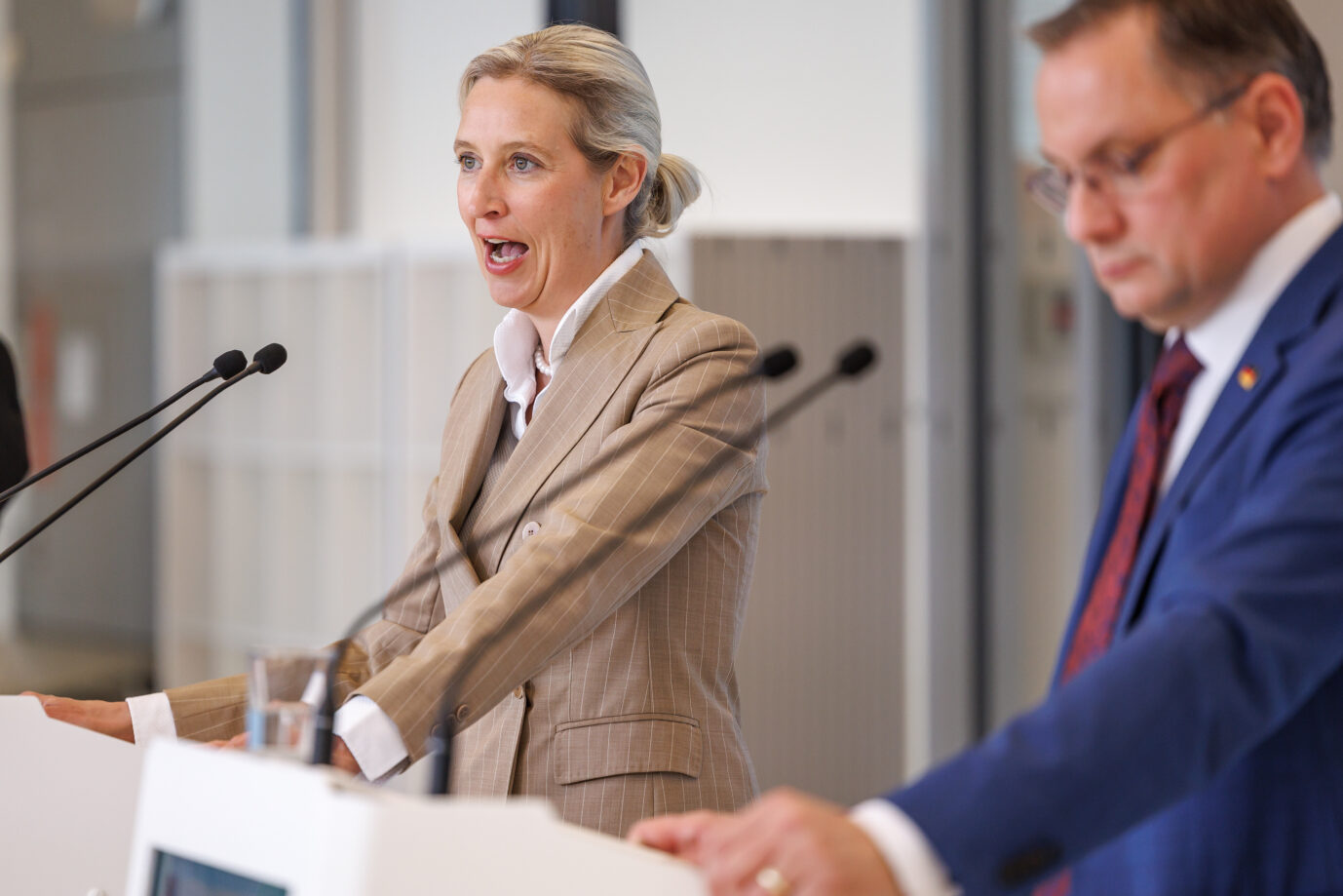 Alice Weidel (l.) und Tino Chrupalla: Die AfD liegt in Umfragen vor der CDU und CSU.