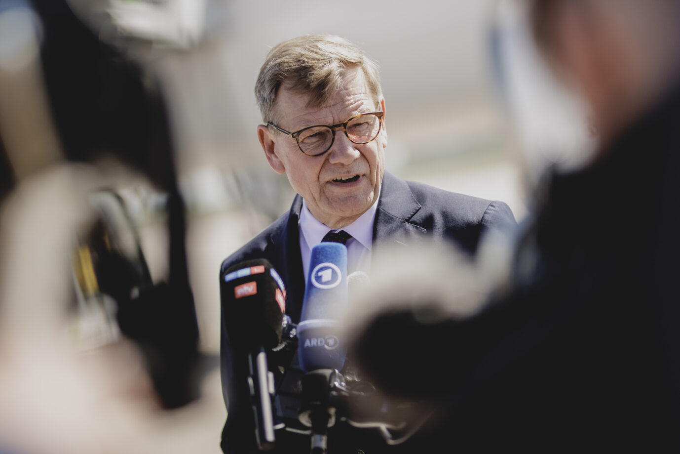 Bundesaußenminister Johann Wadephul (CDU): „Die viel zu lang anhaltende Blockade ist endlich aufgegeben.“ Es geht um Ungarns Veto für ein Ukraine-Milliardenkredit. (Themenbild)