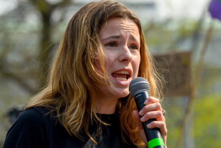 Wurde von Barack Obama auf Social-Media geadelt: Luisa Neubauer.