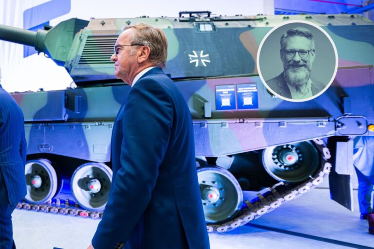 Das Bild zeigt Verteidigungsminister Boris Pistorius. Aktuell gibt es viel Verwirrung um vermeintliche Ausreise-Anträge.