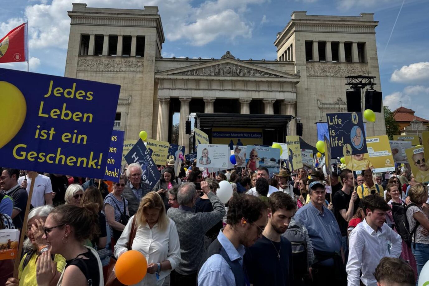 Teilnehmer beim Marsch fürs Leben im München.