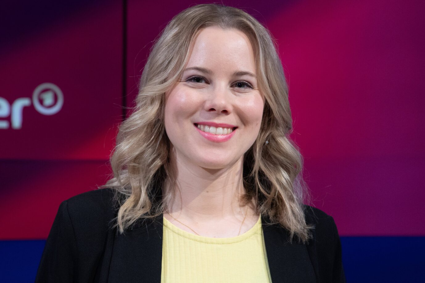 Julia Ruhs wird die drei vom BR verantworteten "Klar"-Sendungen moderieren.