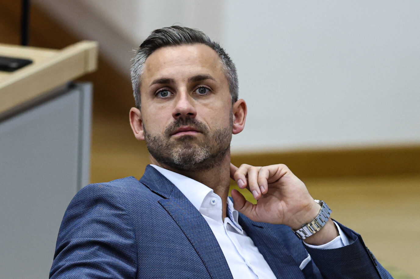 Kontert in der JF die Erklärung des Bildungsministers: Ulrich Siegmund (AfD). Foto: IMAGO / Christian Schroedter