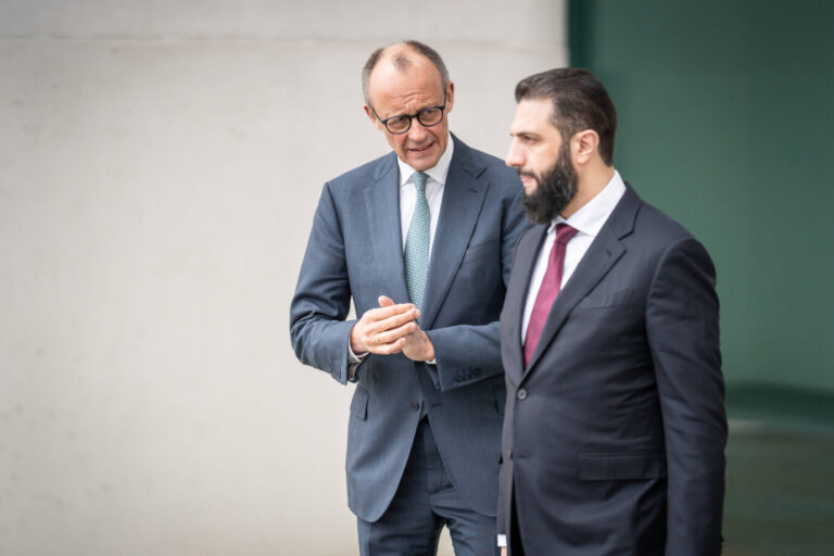 Bundeskanzler Friedrich Merz und Syriens Präsident Ahmed al-Scharaa
