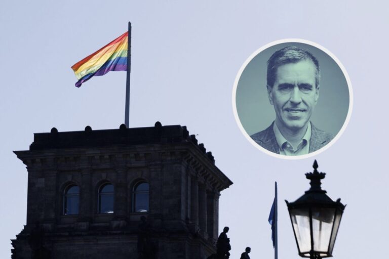 Regenbogenflagge am Bundestag: Symbol einer auf den Kopf gestellten Wertehierarchie. (Themenbild/Collage)