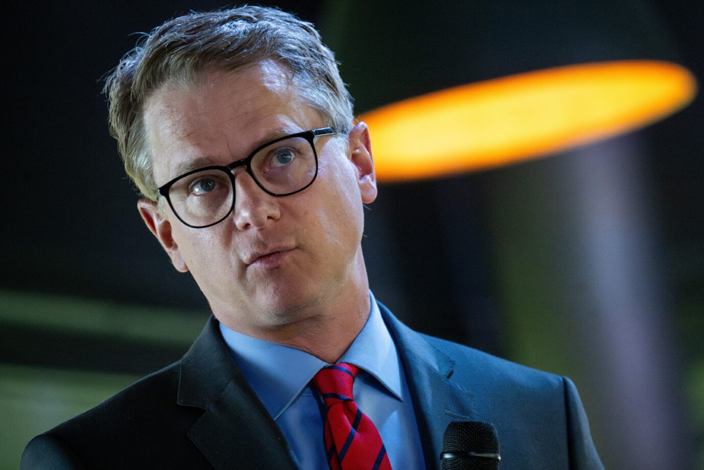 Aus CDU-Generalsekretär Carsten Linnemanns Haus werden die AfD-Abgeordneten mit Parteiaustrittsschreiben versorgt.